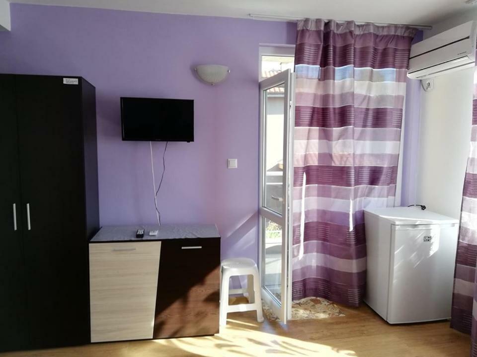 Къща За Гости "Пердика" Hotel Obzor Exterior photo