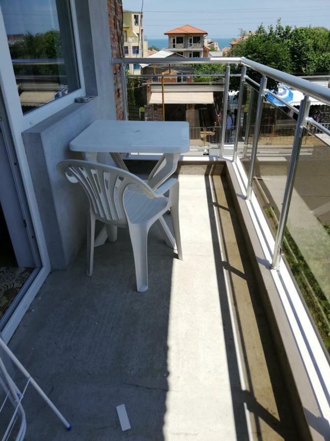 Къща За Гости "Пердика" Hotel Obzor Exterior photo